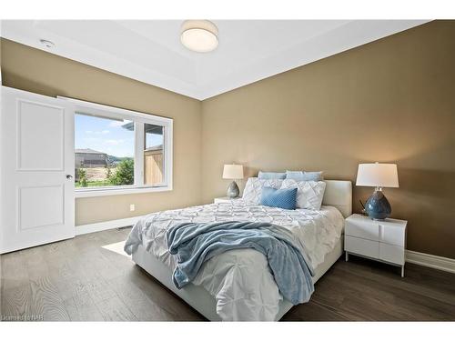 30-154 Port Robinson Road, Fonthill, ON - Indoor Photo Showing Bedroom