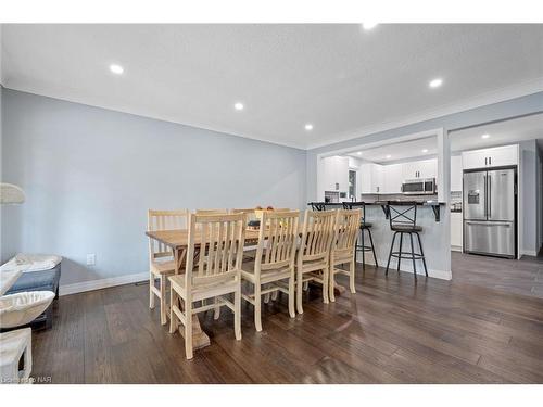 17 Margaret Street, Welland, ON - Indoor Photo Showing Dining Room