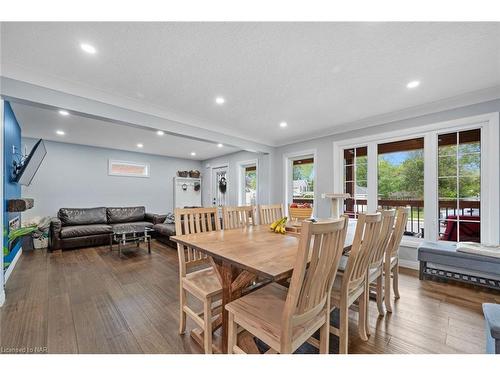 17 Margaret Street, Welland, ON - Indoor Photo Showing Dining Room