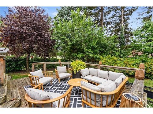 17 Pioneer Court, St. Catharines, ON - Outdoor With Deck Patio Veranda