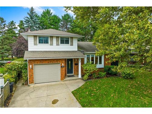 17 Pioneer Court, St. Catharines, ON - Outdoor With Facade