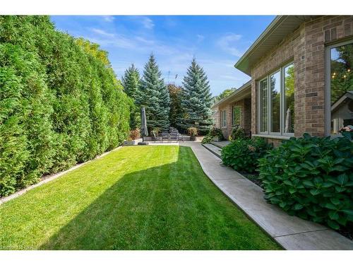 7 Brondi'S Lane Lane, Fonthill, ON - Outdoor