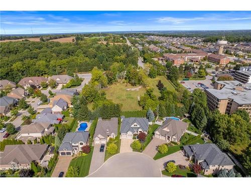 7 Brondi'S Lane Lane, Fonthill, ON - Outdoor With View