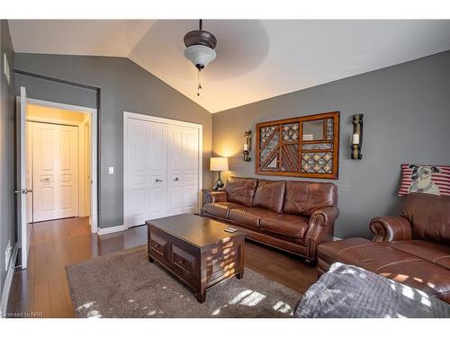 7-3730 Disher Street, Ridgeway, ON - Indoor Photo Showing Living Room