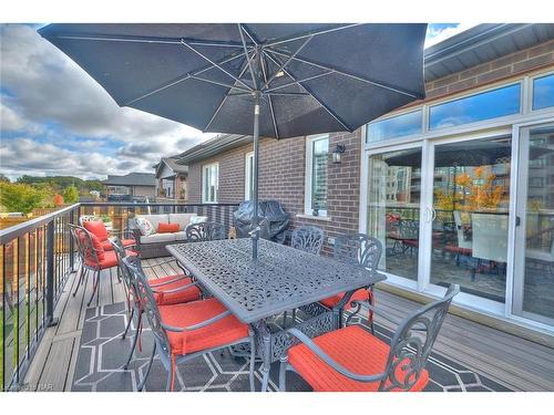 76 Bergenstein Crescent, Fonthill, ON - Outdoor With Deck Patio Veranda With Exterior