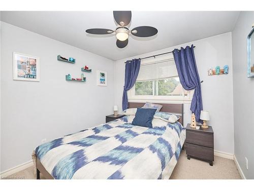 30 Cartier Drive, St. Catharines, ON - Indoor Photo Showing Bedroom