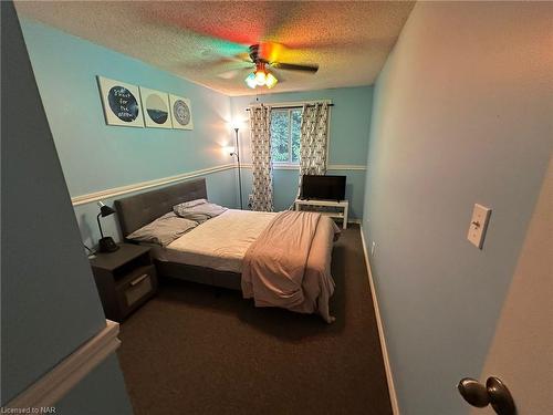 13-299 Limeridge Road W, Hamilton, ON - Indoor Photo Showing Bedroom