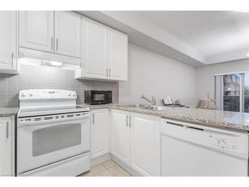 320-8111 Forest Glen Drive, Niagara Falls, ON - Indoor Photo Showing Kitchen