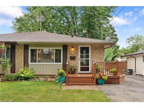 10 Knightwood Drive, St. Catharines, ON - Outdoor With Deck Patio Veranda