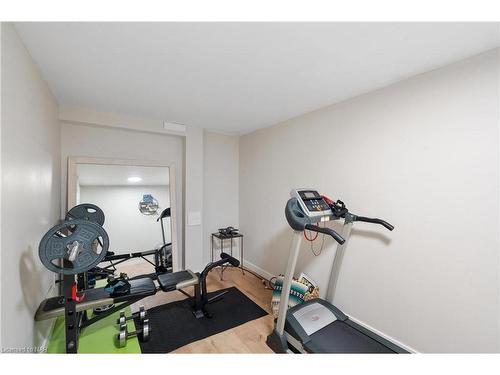 10 Knightwood Drive, St. Catharines, ON - Indoor Photo Showing Gym Room