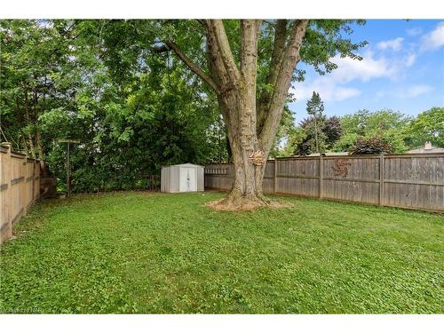 10 Knightwood Drive, St. Catharines, ON - Outdoor With Backyard