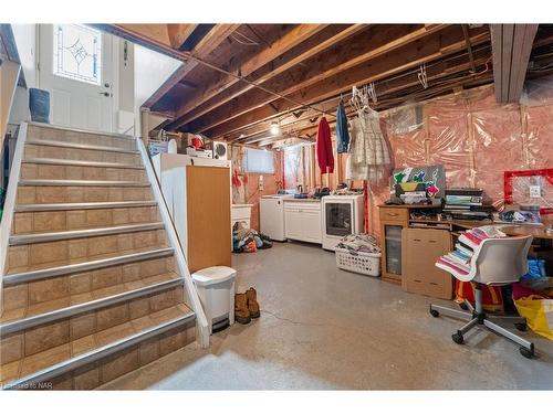 292 Wallace Avenue, Welland, ON - Indoor Photo Showing Basement