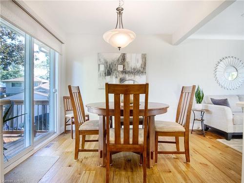 4 Keistan Drive, St. Catharines, ON - Indoor Photo Showing Dining Room