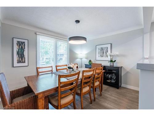 10 Wedgewood Court, St. Catharines, ON - Indoor Photo Showing Dining Room