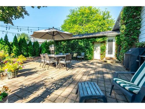 10 Wedgewood Court, St. Catharines, ON - Outdoor With Deck Patio Veranda