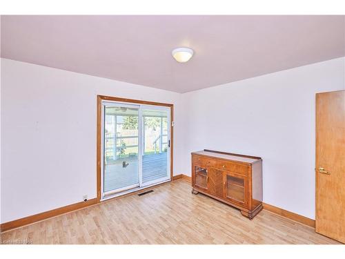 66 Rose Avenue, Thorold, ON - Indoor Photo Showing Other Room