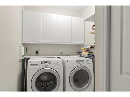 44-15 Lakeside Drive, St. Catharines, ON - Indoor Photo Showing Laundry Room