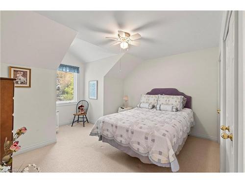 44-15 Lakeside Drive, St. Catharines, ON - Indoor Photo Showing Bedroom