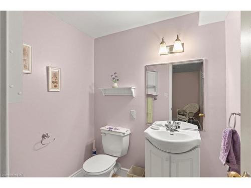 44-15 Lakeside Drive, St. Catharines, ON - Indoor Photo Showing Bathroom