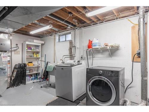 13 Warrington Place, St. Catharines, ON - Indoor Photo Showing Laundry Room