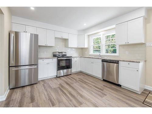 169 Scholfield Avenue, Port Colborne, ON - Indoor Photo Showing Kitchen With Stainless Steel Kitchen