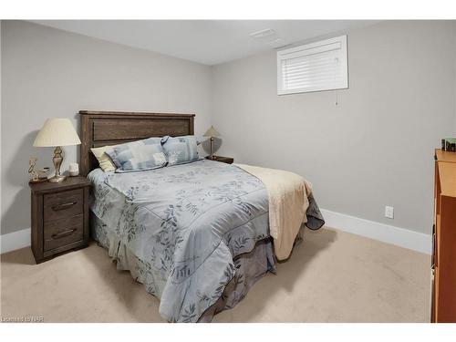 3-481 Victoria Street, Niagara-On-The-Lake, ON - Indoor Photo Showing Bedroom