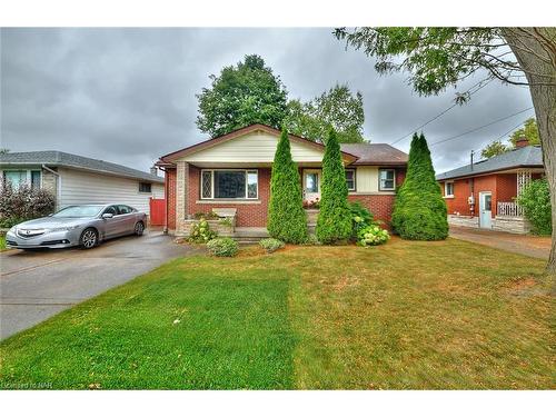 7321 Fern Avenue, Niagara Falls, ON - Outdoor With Facade