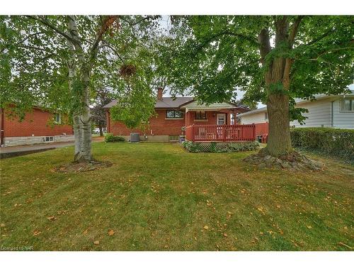 7321 Fern Avenue, Niagara Falls, ON - Outdoor With Deck Patio Veranda