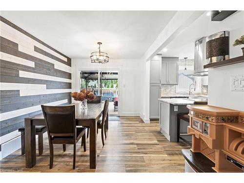 6788 Stamford Green Drive, Niagara Falls, ON - Indoor Photo Showing Dining Room