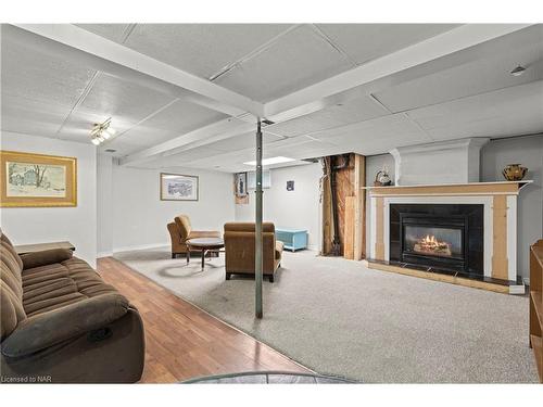 6788 Stamford Green Drive, Niagara Falls, ON - Indoor With Fireplace