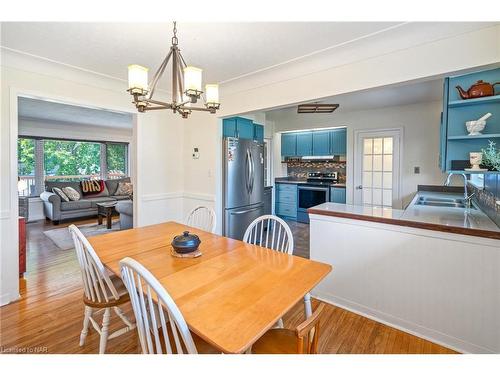 20 Springhead Gardens, Welland, ON - Indoor Photo Showing Dining Room