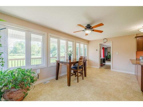 1065 Dominion Road, Fort Erie, ON - Indoor Photo Showing Dining Room