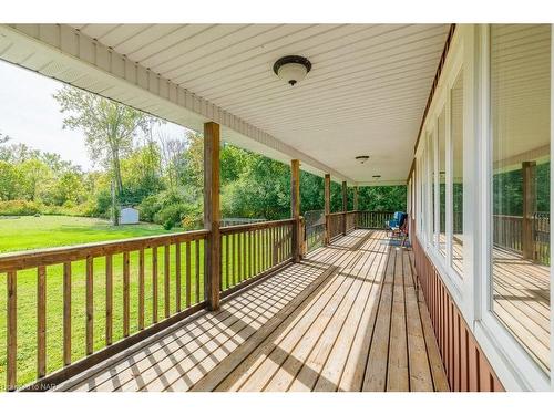 1065 Dominion Road, Fort Erie, ON - Outdoor With Deck Patio Veranda With Exterior