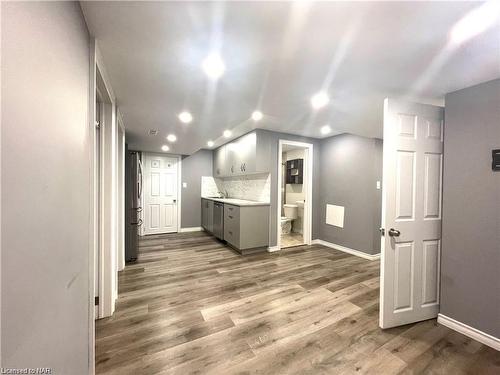 Basement-7729 Hackberry Trail, Niagara Falls, ON - Indoor Photo Showing Other Room