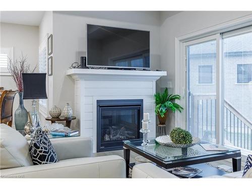 273 Lancaster Drive, Port Colborne, ON - Indoor Photo Showing Living Room With Fireplace