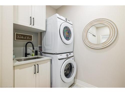 273 Lancaster Drive, Port Colborne, ON - Indoor Photo Showing Laundry Room