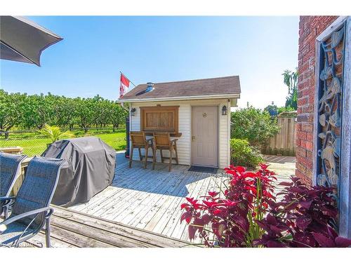 38 Banburry Crescent, Grimsby, ON - Outdoor With Deck Patio Veranda With Exterior