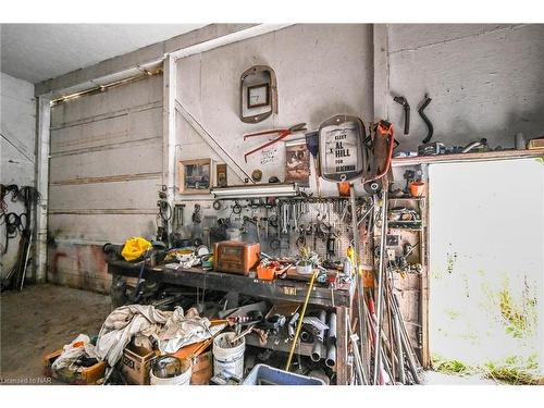 2924 Center St Street, Lincoln, ON - Indoor Photo Showing Other Room