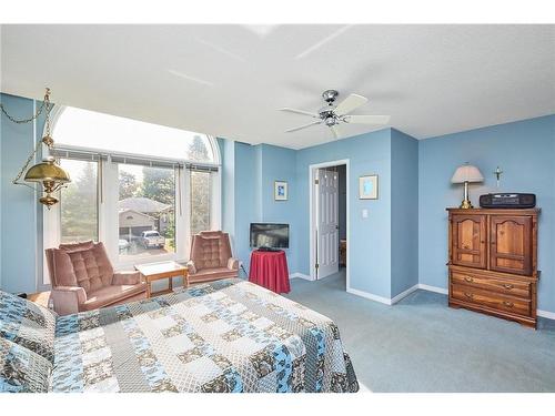 102 Woodside Square, Fonthill, ON - Indoor Photo Showing Other Room