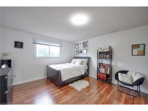 46 Fortura Court, Thorold, ON - Indoor Photo Showing Bedroom