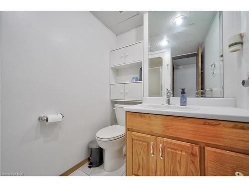 46 Fortura Court, Thorold, ON - Indoor Photo Showing Bathroom