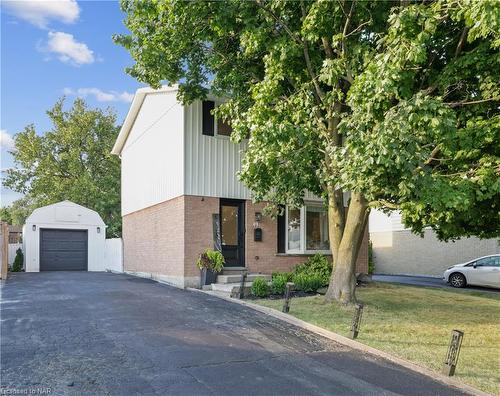 49 Markham Crescent, Stoney Creek, ON - Outdoor