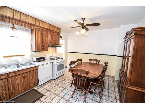 221 Lincoln Street, Welland, ON - Indoor Photo Showing Kitchen With Double Sink