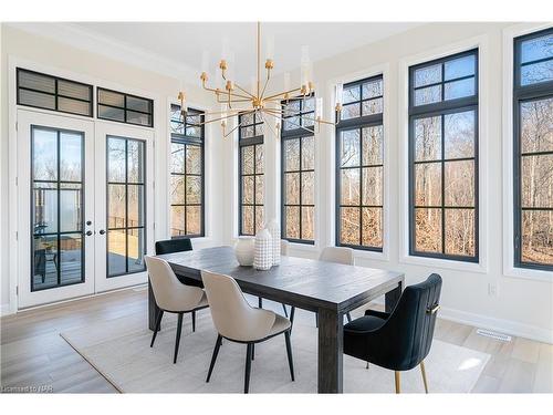 3542 Whispering Woods Trail, Ridgeway, ON - Indoor Photo Showing Dining Room