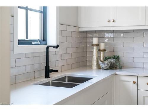 3542 Whispering Woods Trail, Ridgeway, ON - Indoor Photo Showing Kitchen With Double Sink