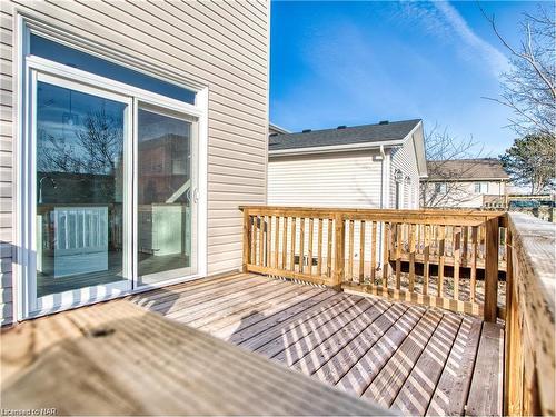 3356 Willguard Court, Niagara Falls, ON - Outdoor With Deck Patio Veranda With Exterior