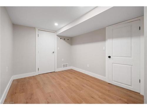 148 Young Street, Welland, ON - Indoor Photo Showing Other Room