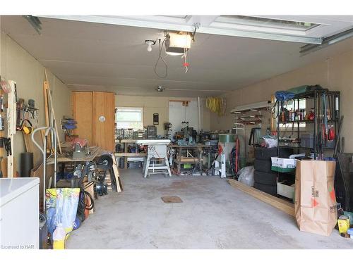 3663 East Main Street, Fort Erie, ON - Indoor Photo Showing Garage