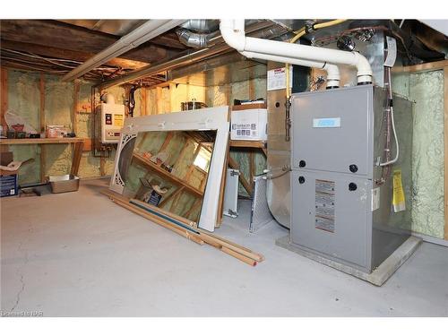 3663 East Main Street, Fort Erie, ON - Indoor Photo Showing Basement