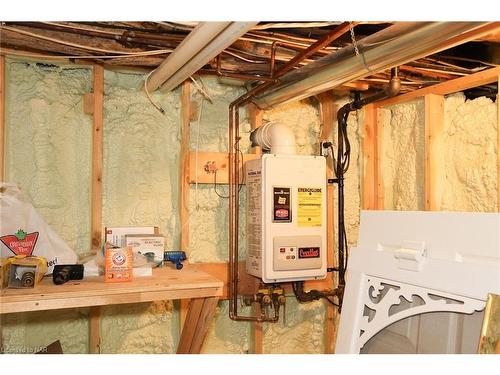 3663 East Main Street, Fort Erie, ON - Indoor Photo Showing Basement